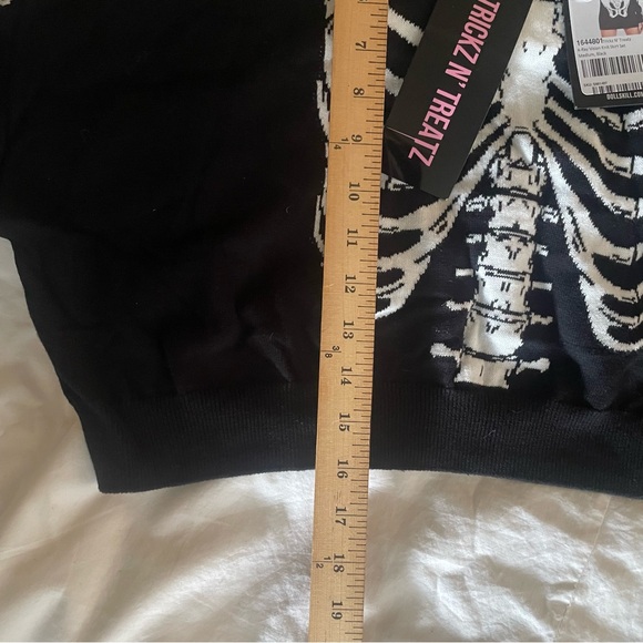 Black Knit Skeleton skirt and top set - Picture 6 of 8